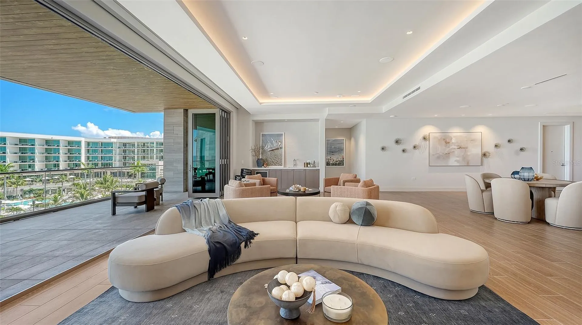 1561 Gulf Of Mexico Drive Longboat Key FL 34228