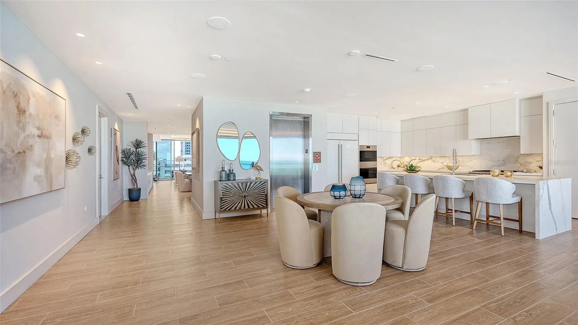 1561 Gulf Of Mexico Drive Longboat Key FL 34228