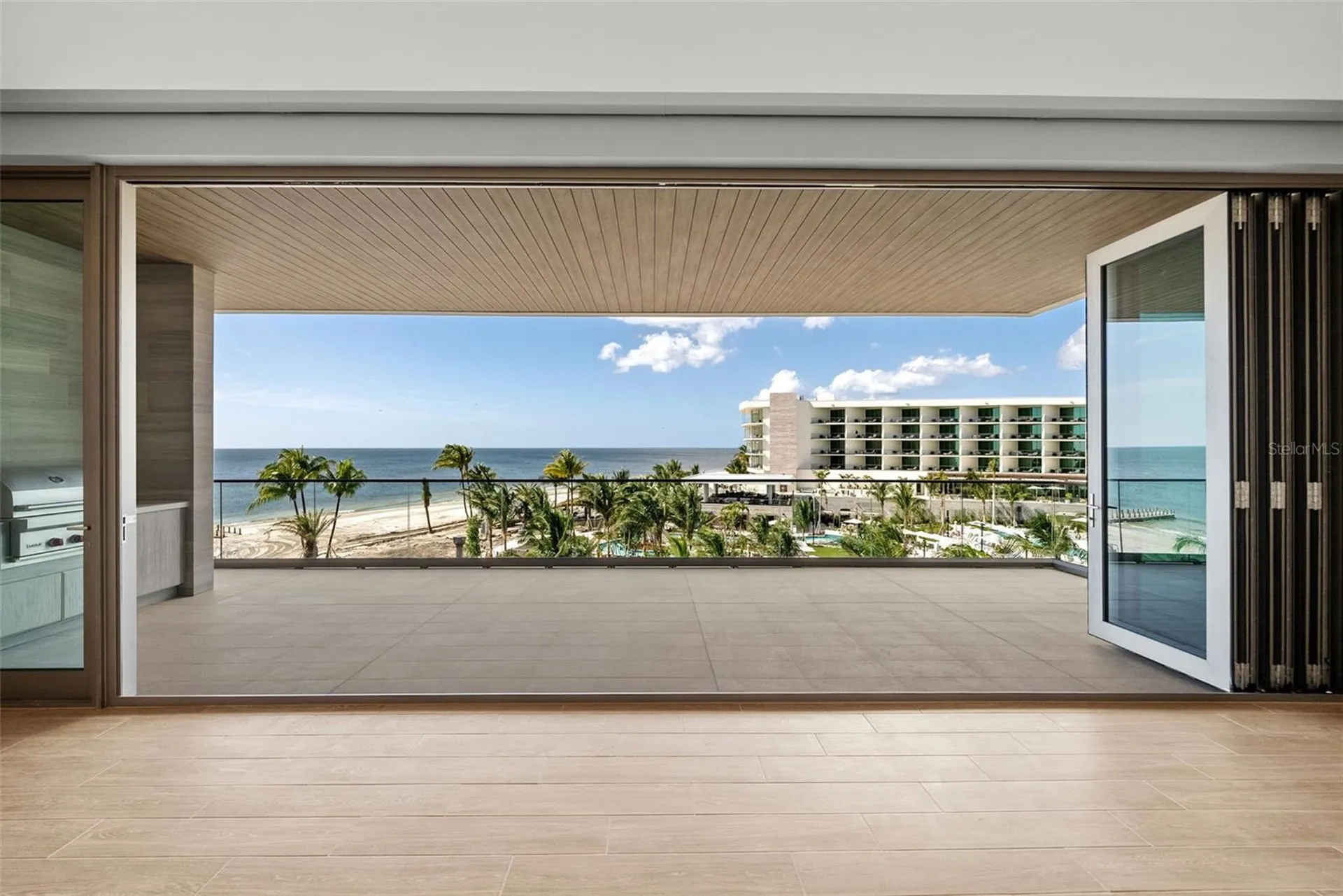 1561 Gulf Of Mexico Drive Longboat Key FL 34228