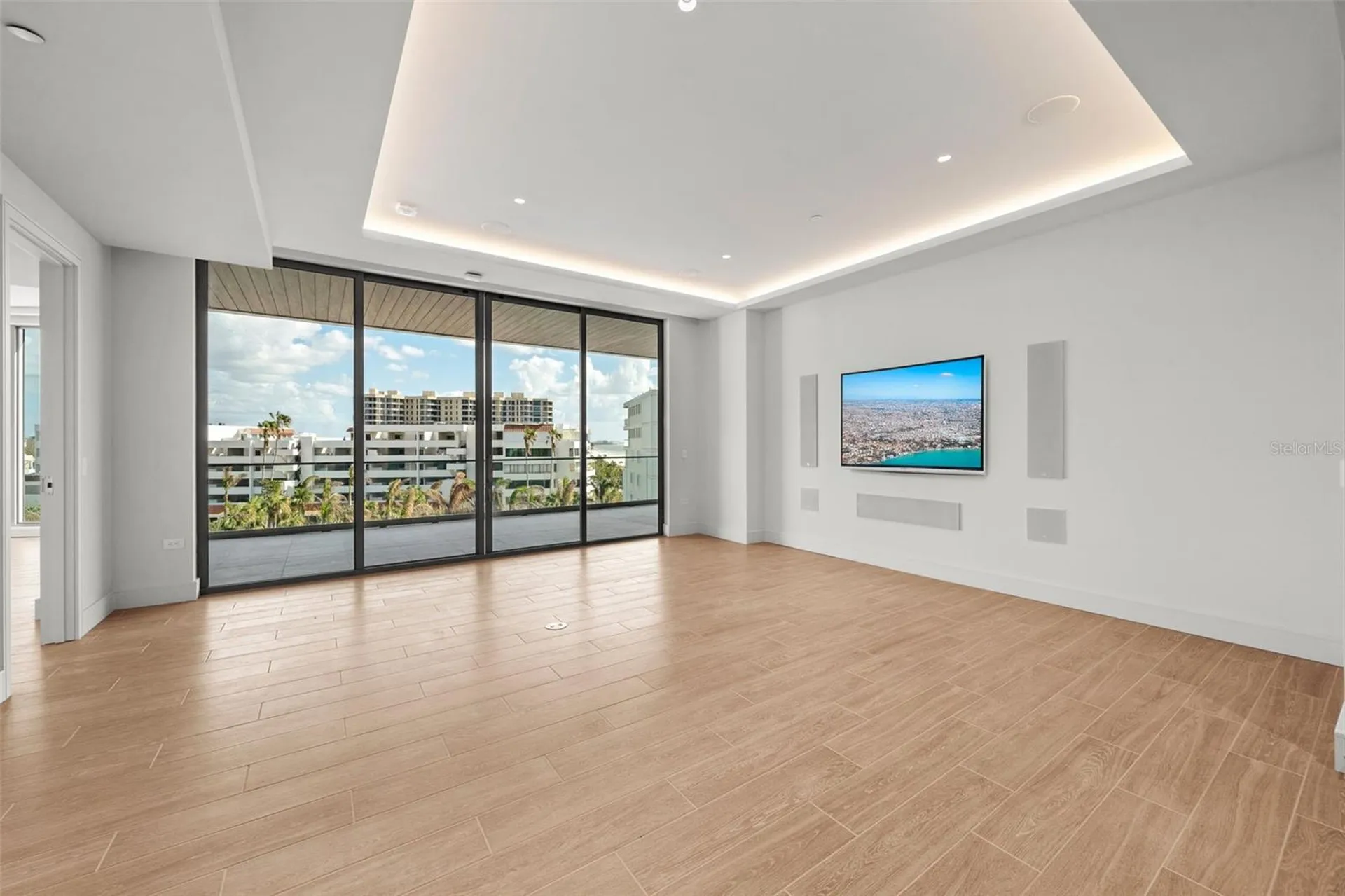 1561 Gulf Of Mexico Drive Longboat Key FL 34228