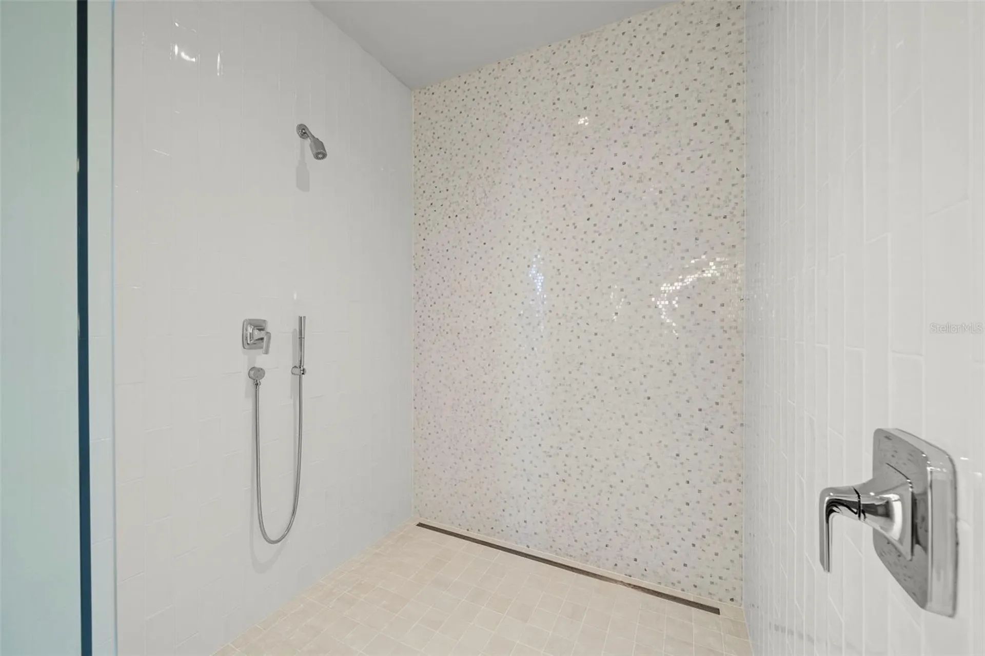 1561 Gulf Of Mexico Drive Longboat Key FL 34228