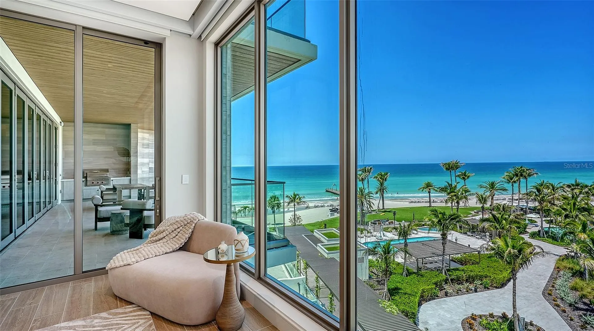1561 Gulf Of Mexico Drive Longboat Key FL 34228