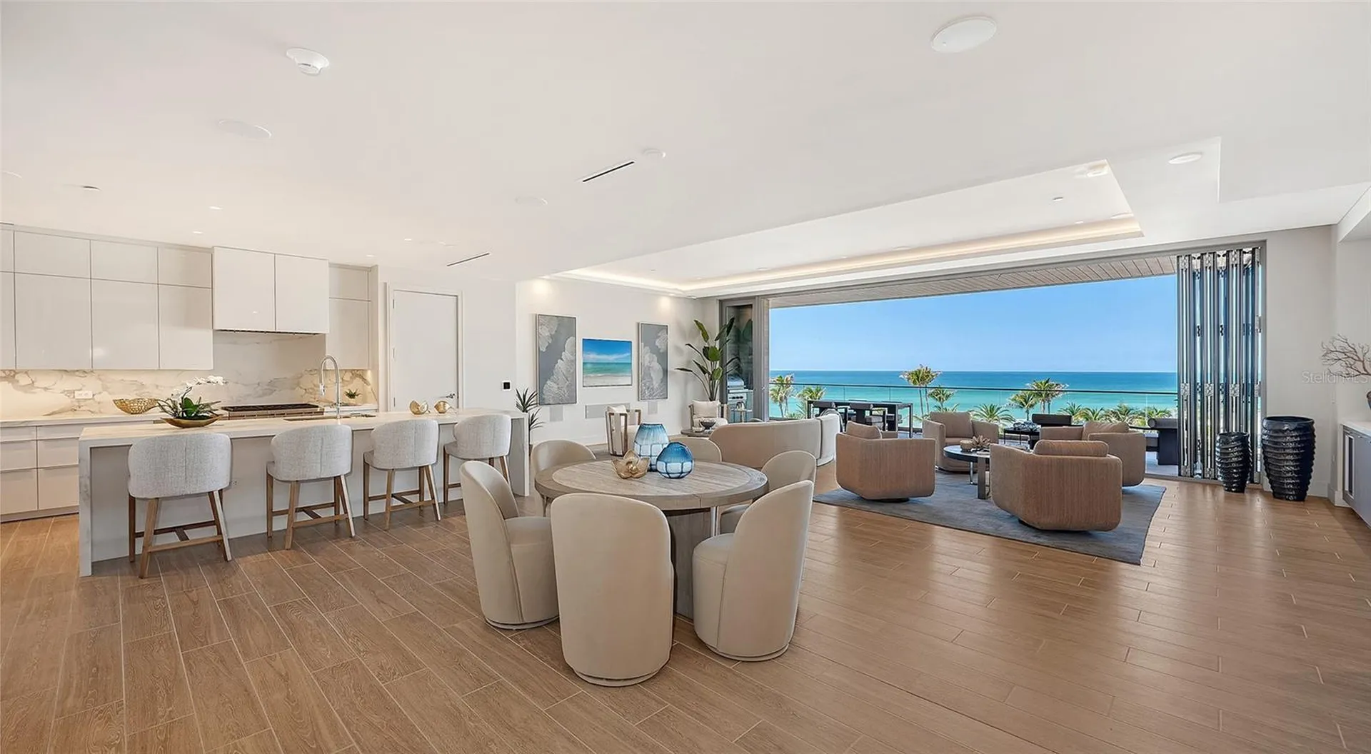 1561 Gulf Of Mexico Drive Longboat Key FL 34228