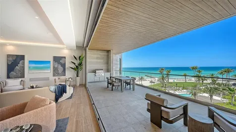 1561 Gulf Of Mexico Drive Longboat Key FL 34228