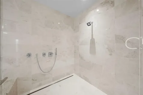 1561 Gulf Of Mexico Drive Longboat Key FL 34228
