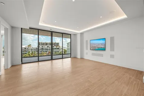 1561 Gulf Of Mexico Drive Longboat Key FL 34228