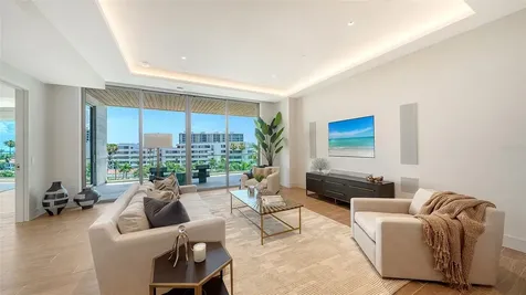 1561 Gulf Of Mexico Drive Longboat Key FL 34228