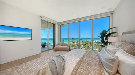 1561 Gulf Of Mexico Drive Longboat Key FL 34228