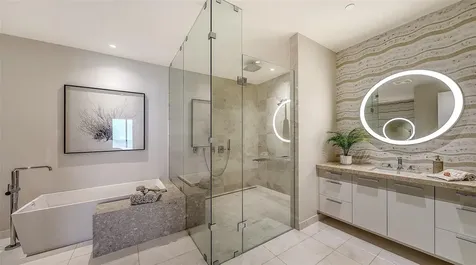 1561 Gulf Of Mexico Drive Longboat Key FL 34228