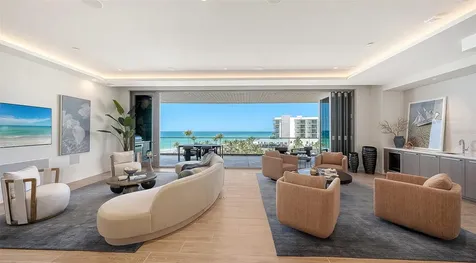 1561 Gulf Of Mexico Drive Longboat Key FL 34228
