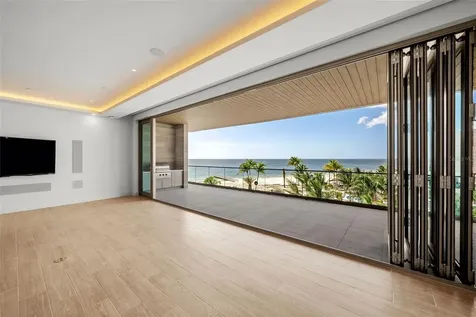 1561 Gulf Of Mexico Drive Longboat Key FL 34228