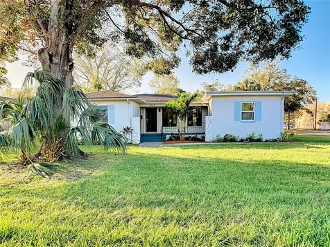 4762 2nd Avenue S St Petersburg FL 33711