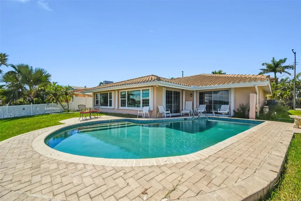 529 Johns Pass Avenue Madeira Beach FL 33708