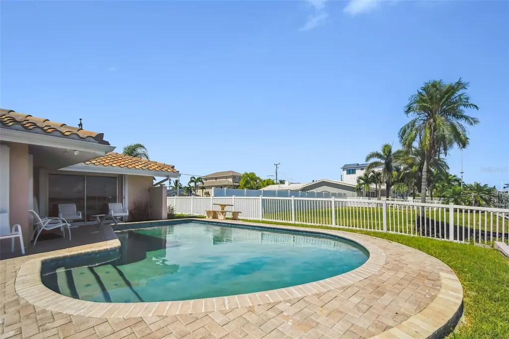 529 Johns Pass Avenue Madeira Beach FL 33708