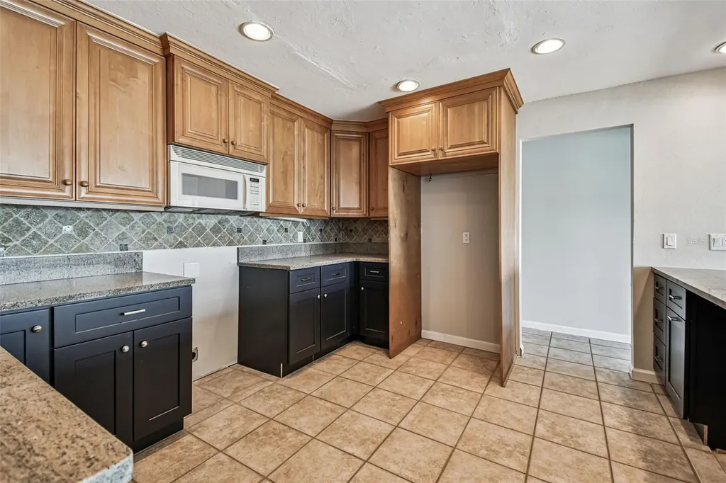529 Johns Pass Avenue Madeira Beach FL 33708