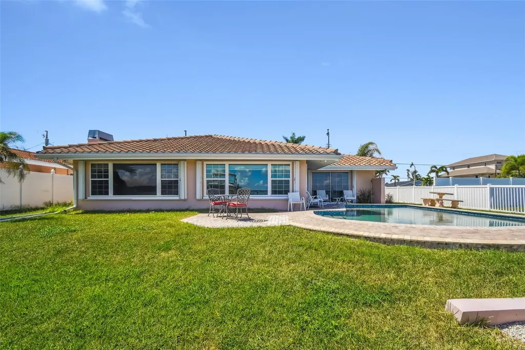 529 Johns Pass Avenue Madeira Beach FL 33708