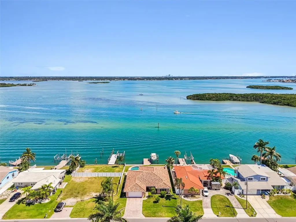 529 Johns Pass Avenue Madeira Beach FL 33708