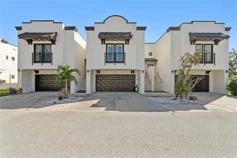 6530 Biscayne Shore Lane Tampa FL 33611