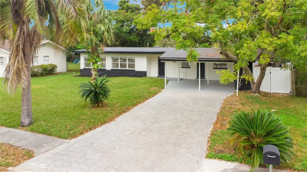 627 Carvell Drive Winter Park FL 32792