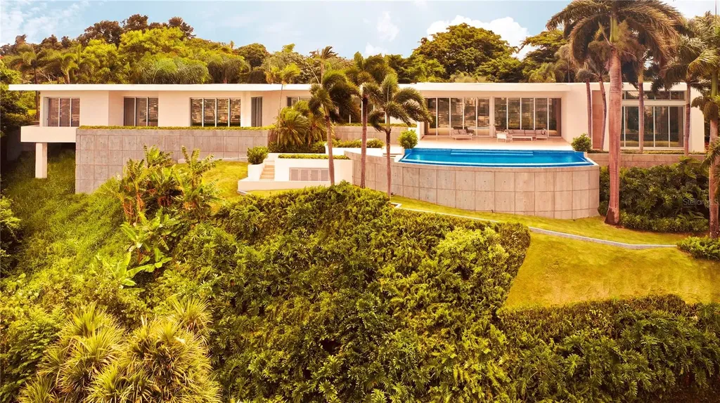 Urb. La Lomita Calle Vista Linda Guaynabo PR 00969