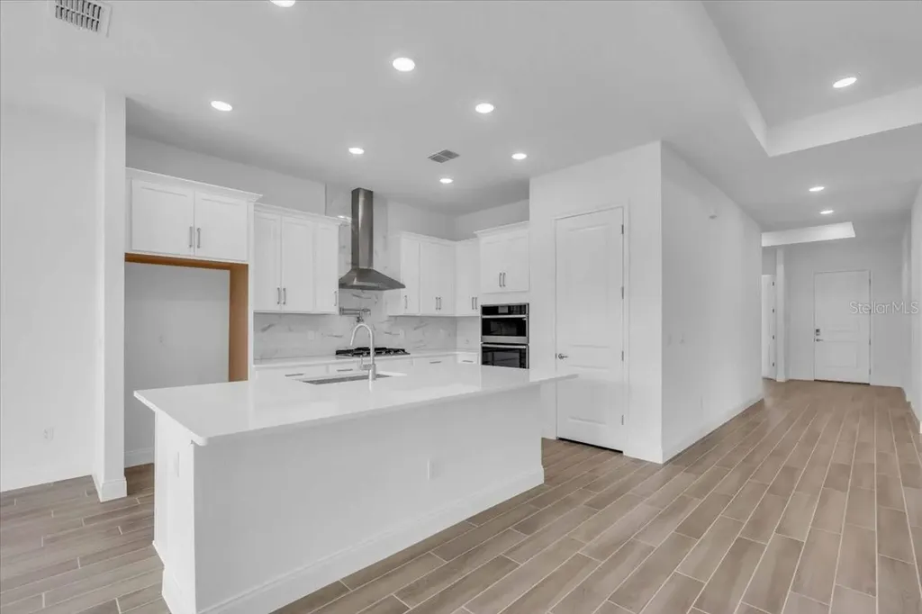 2515 Wise River Lane Zephyrhills FL 33539