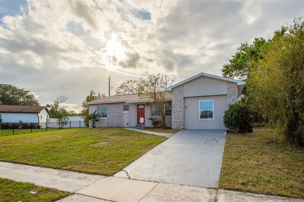 4533 San Sebastian Circle Orlando FL 32808