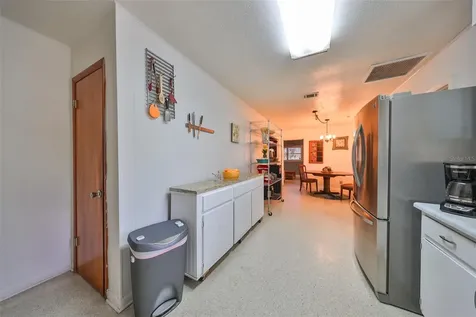 404 E Windhorst Road Brandon FL 33510
