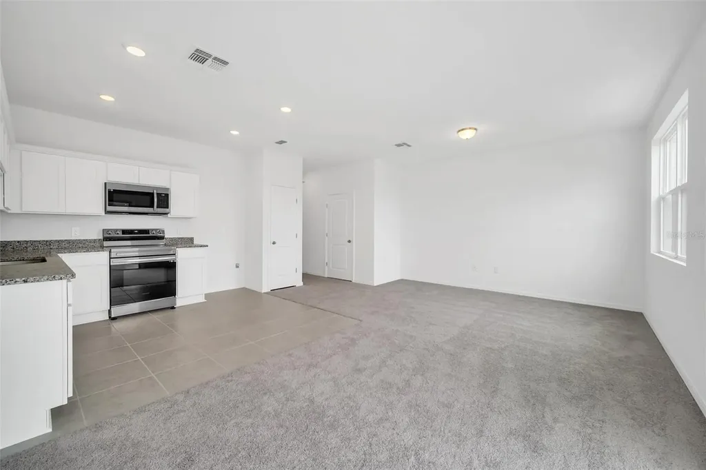 246 Mandovi Street Davenport FL 33837