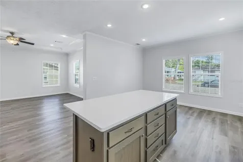 2121 28th Street S St Petersburg FL 33712
