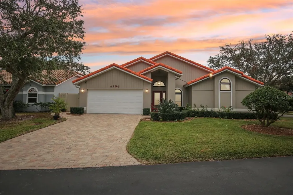 5296 White Sand Circle NE St Petersburg FL 33703
