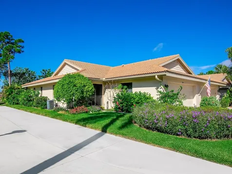 7187 Wood Creek Drive Sarasota FL 34231