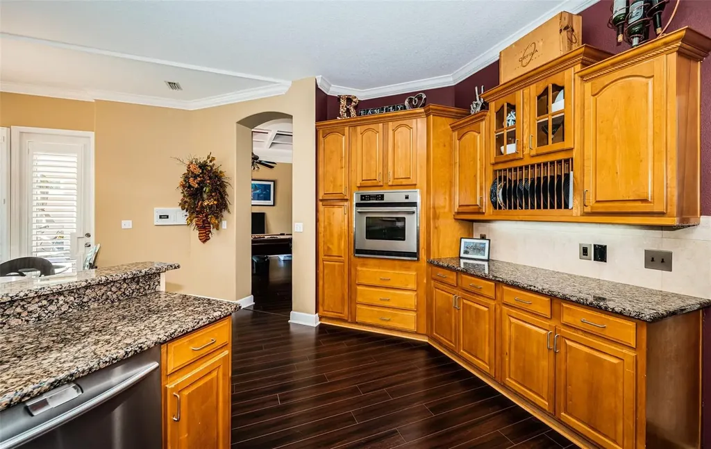 5944 Bay Drive S Gulfport FL 33707