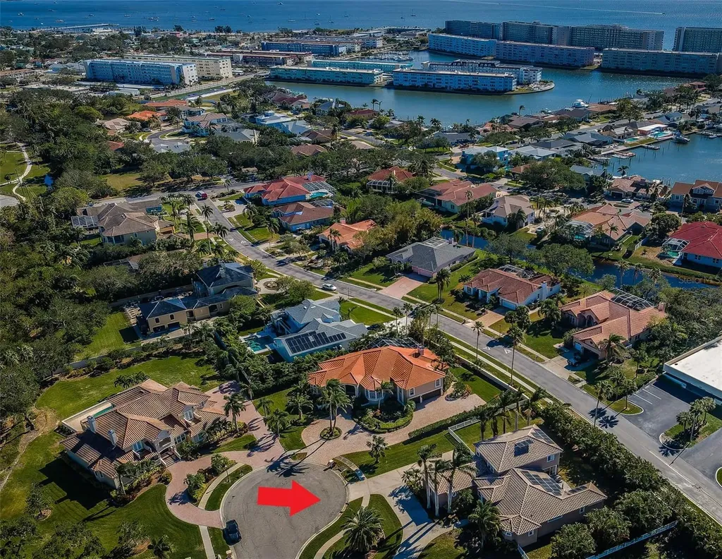 5944 Bay Drive S Gulfport FL 33707
