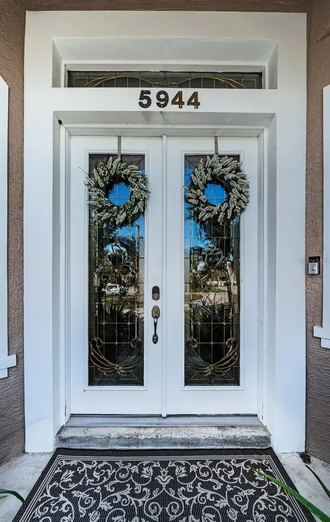 5944 Bay Drive S Gulfport FL 33707
