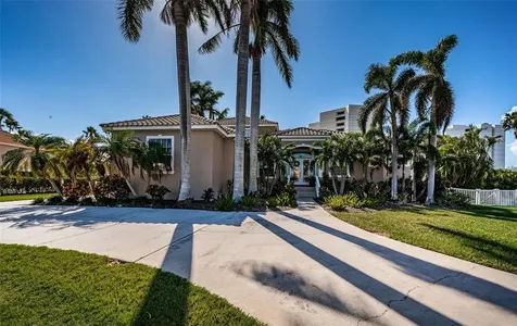5944 Bay Drive S Gulfport FL 33707