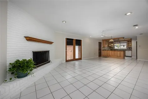 2026 NW 27th Street Gainesville FL 32605