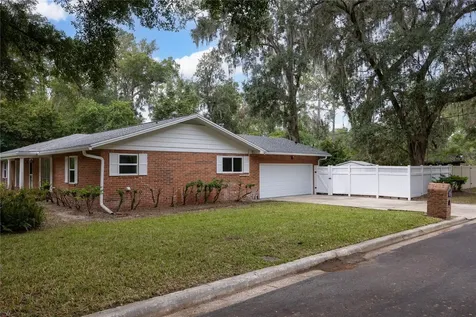 2026 NW 27th Street Gainesville FL 32605