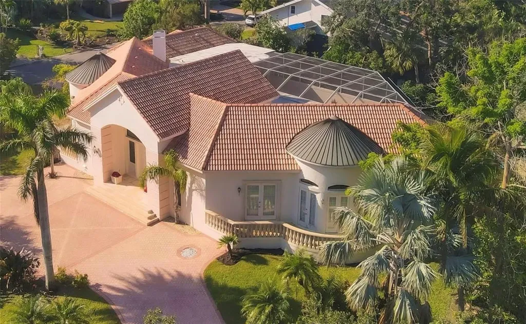 5331 Siesta Cove Drive Sarasota FL 34242