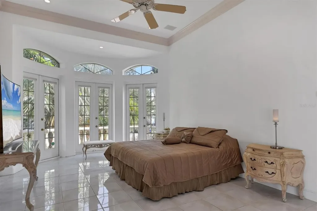 5331 Siesta Cove Drive Sarasota FL 34242