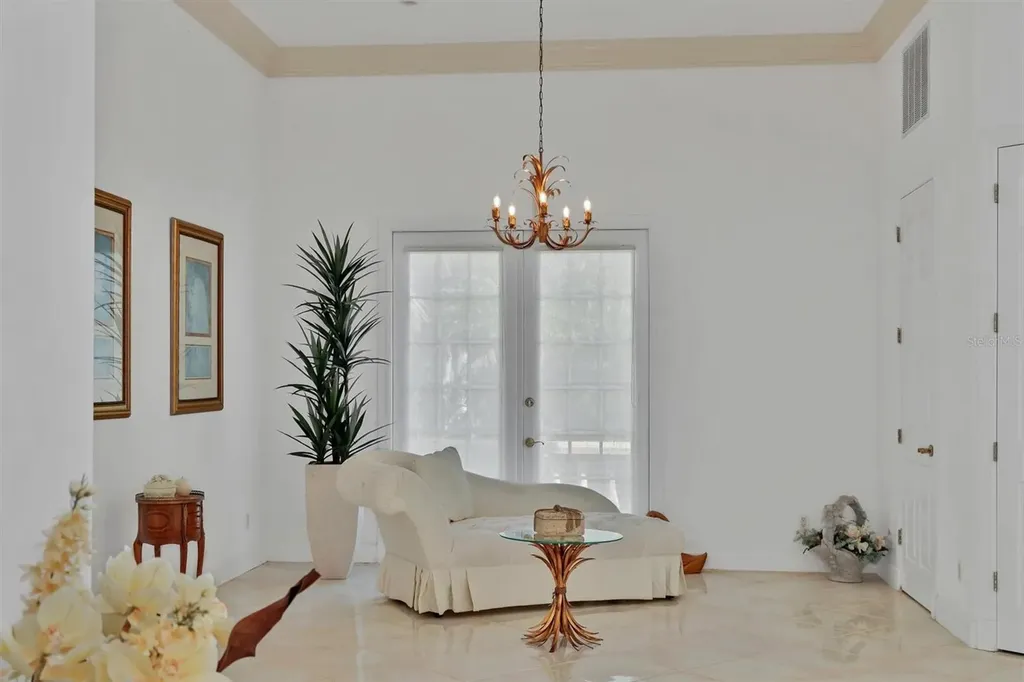 5331 Siesta Cove Drive Sarasota FL 34242