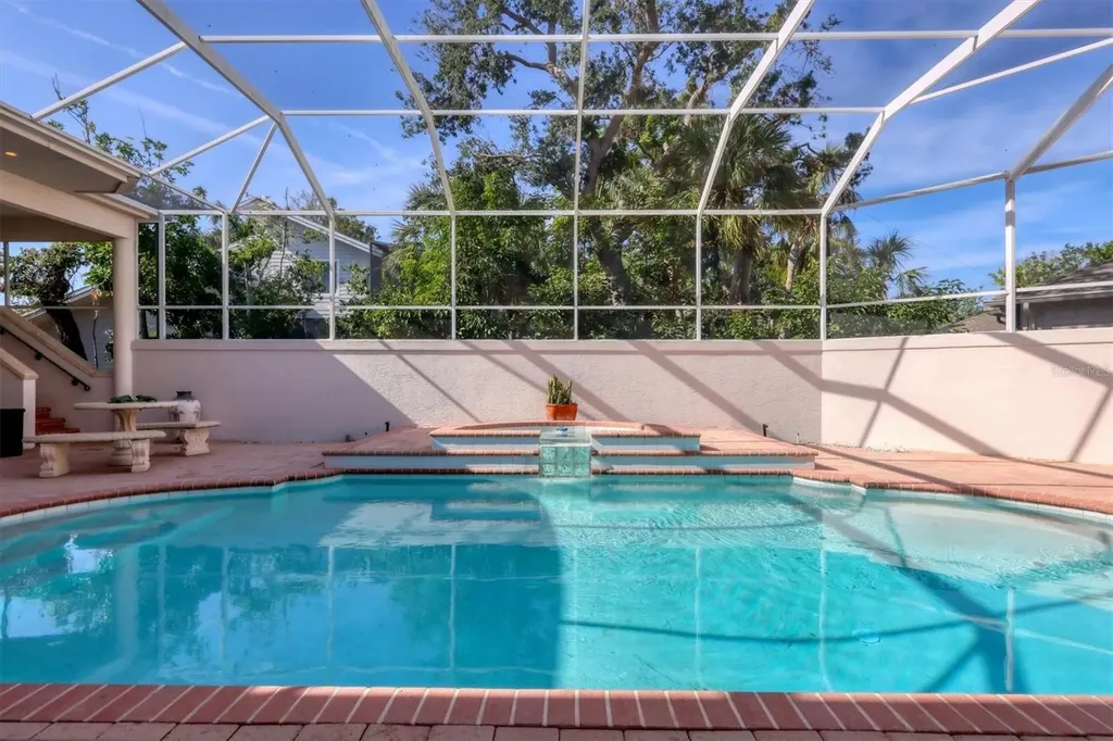 5331 Siesta Cove Drive Sarasota FL 34242
