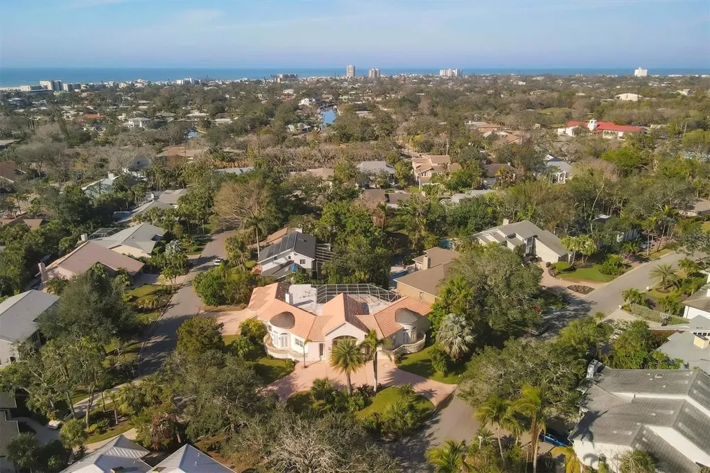 5331 Siesta Cove Drive Sarasota FL 34242