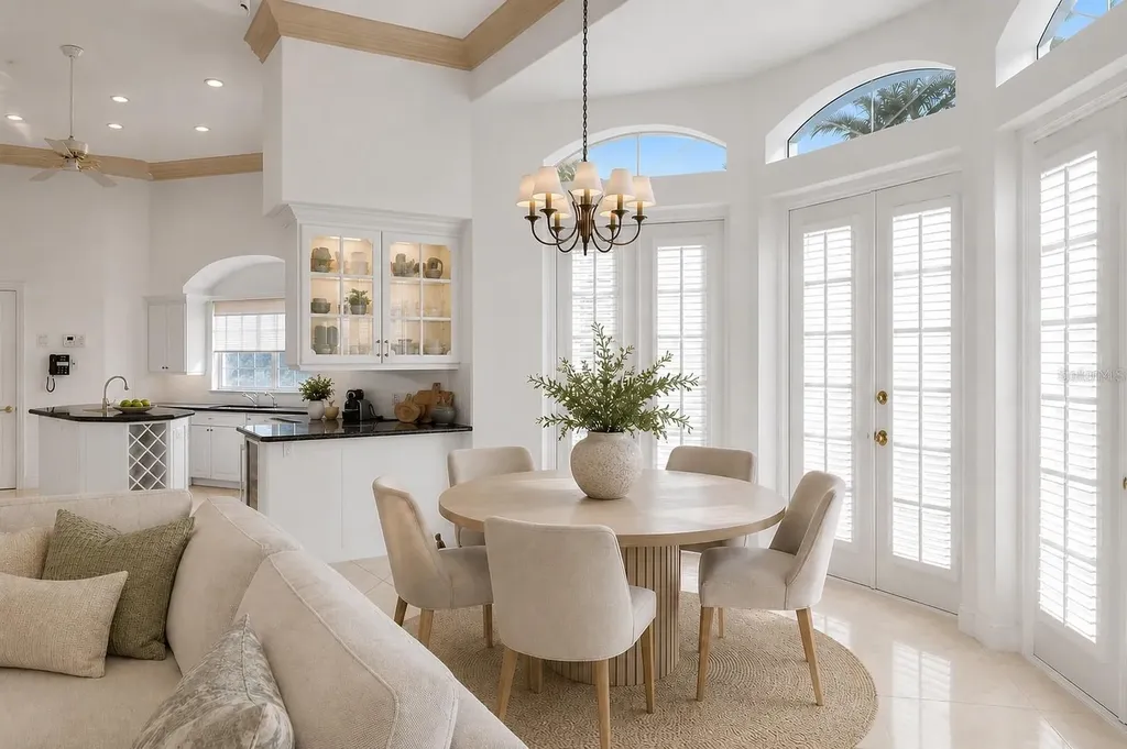 5331 Siesta Cove Drive Sarasota FL 34242