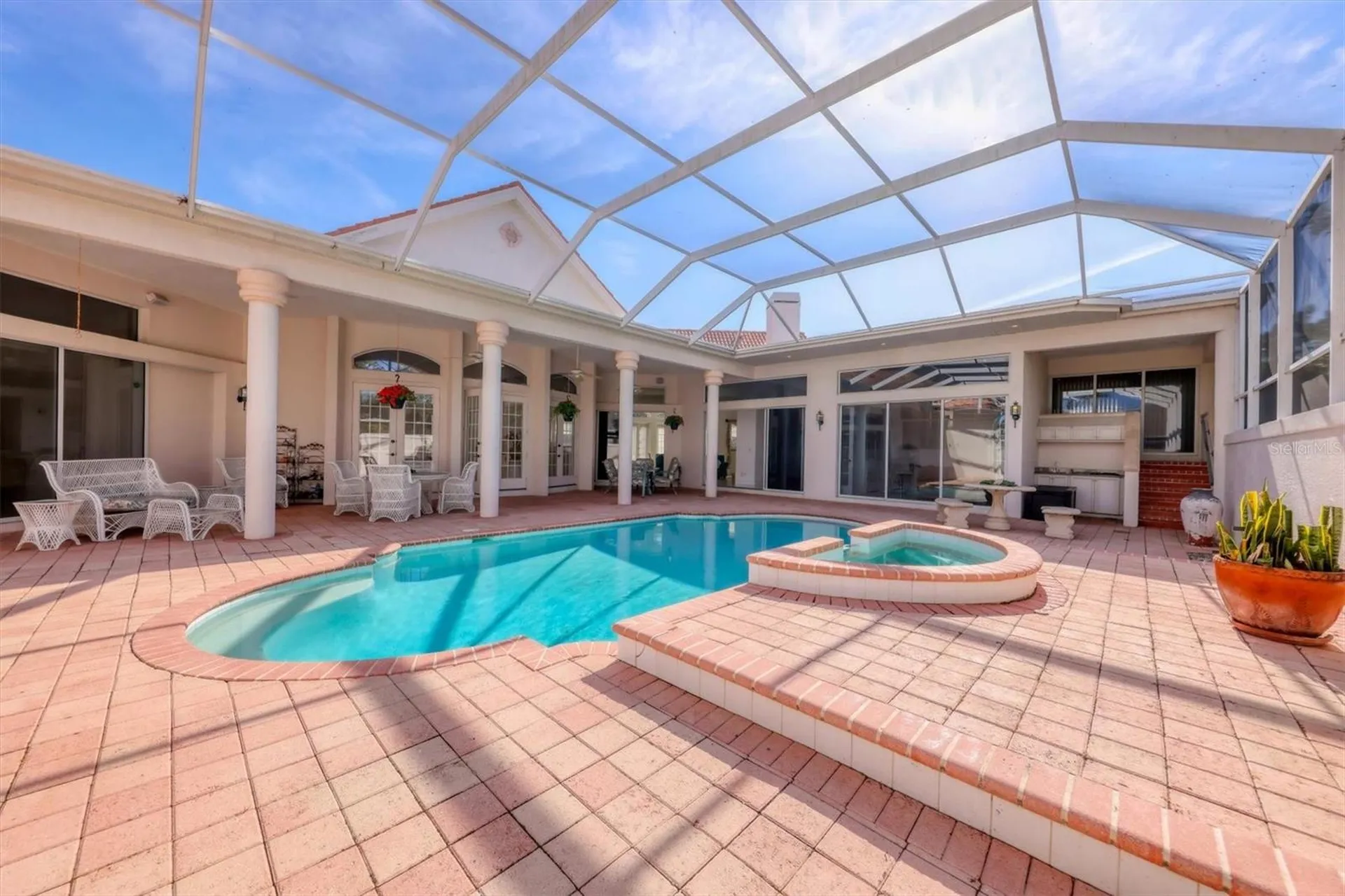5331 Siesta Cove Drive Sarasota FL 34242