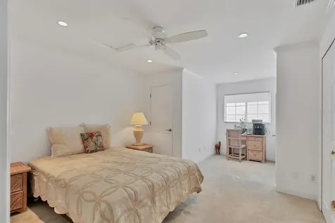 5331 Siesta Cove Drive Sarasota FL 34242