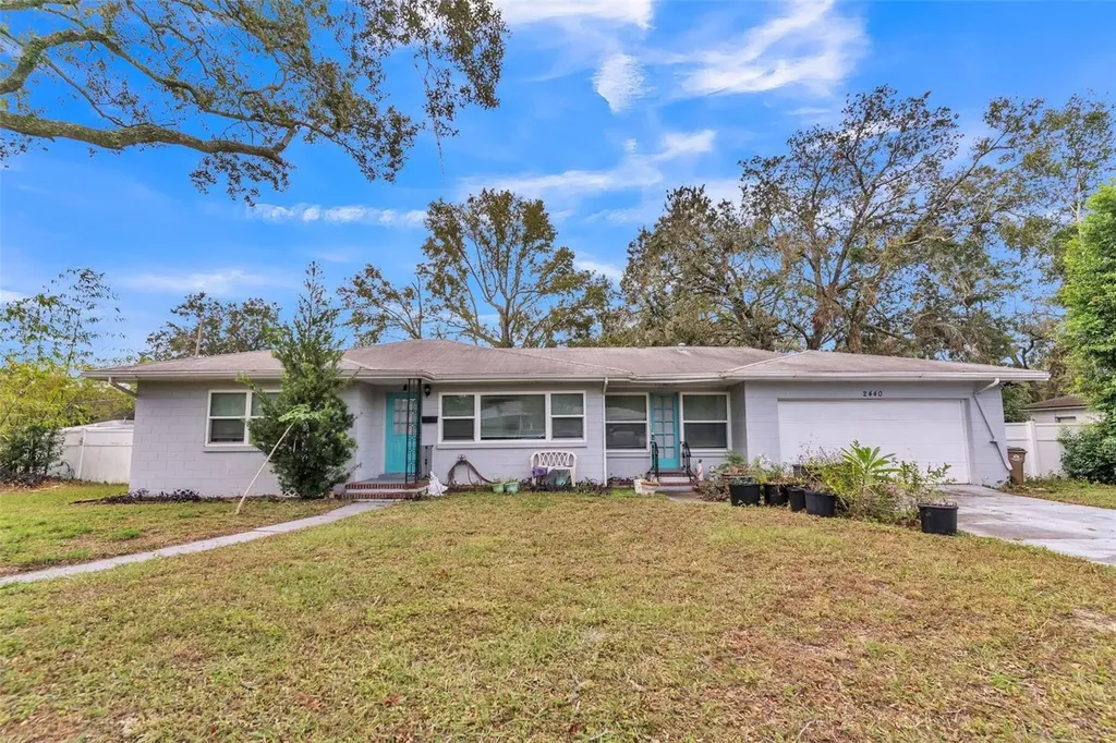 2440 Eastland Road Mount Dora FL 32757