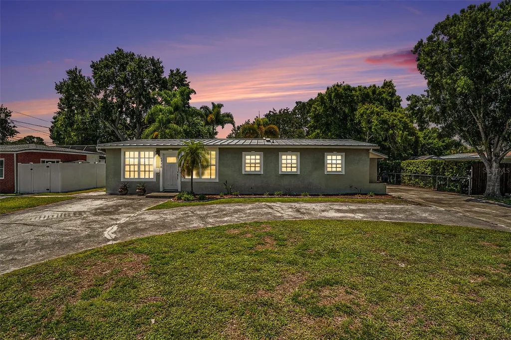 1770 75th Avenue N St Petersburg FL 33702