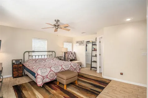 1770 75th Avenue N St Petersburg FL 33702