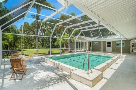 1770 75th Avenue N St Petersburg FL 33702
