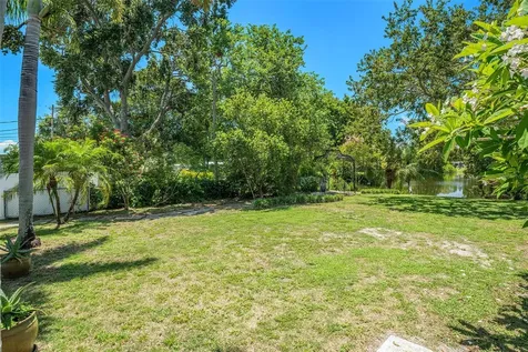 1770 75th Avenue N St Petersburg FL 33702